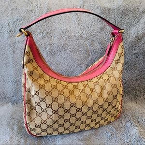 Gucci shoulder bag 💼